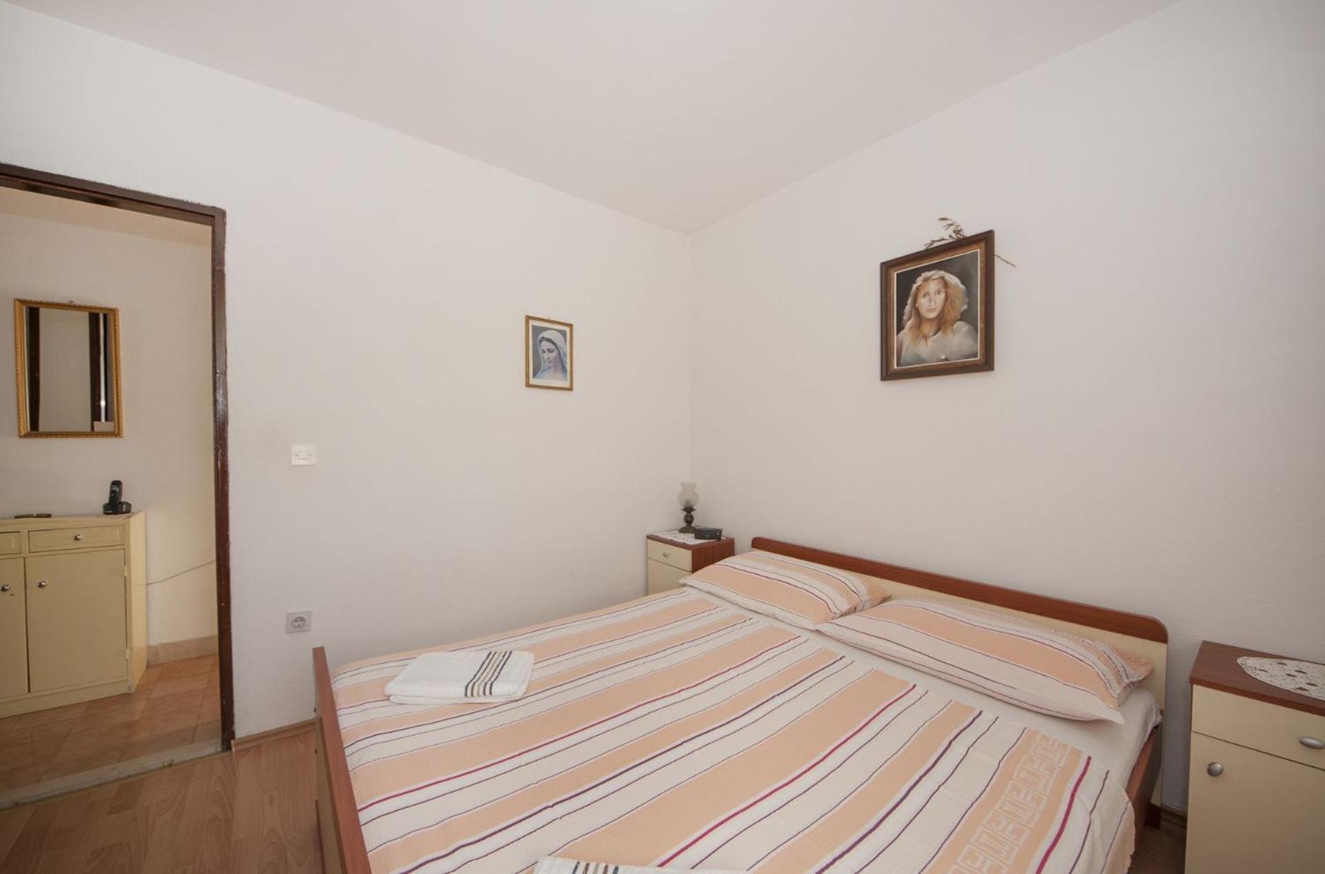 Apartments Mira Splitska Dış mekan fotoğraf